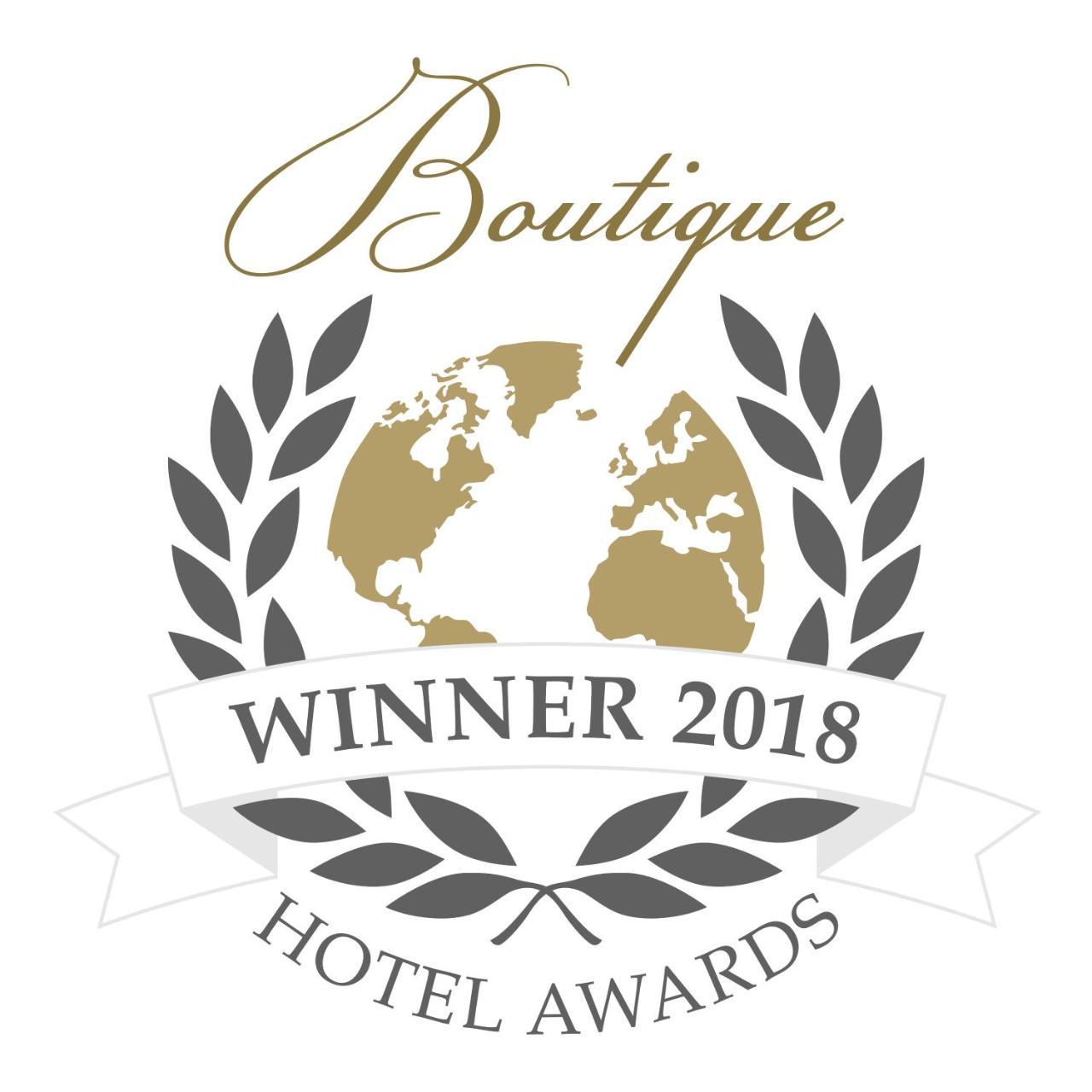 The Infinity 180 Luxury Suites Milia Екстериор снимка